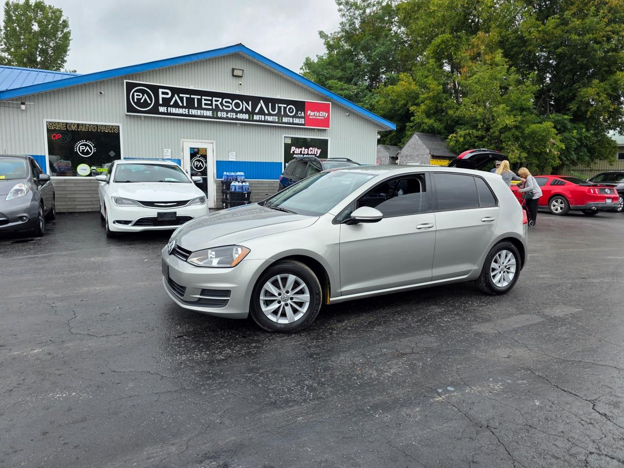 2016 Volkswagen Golf TSi  S - Photo #1