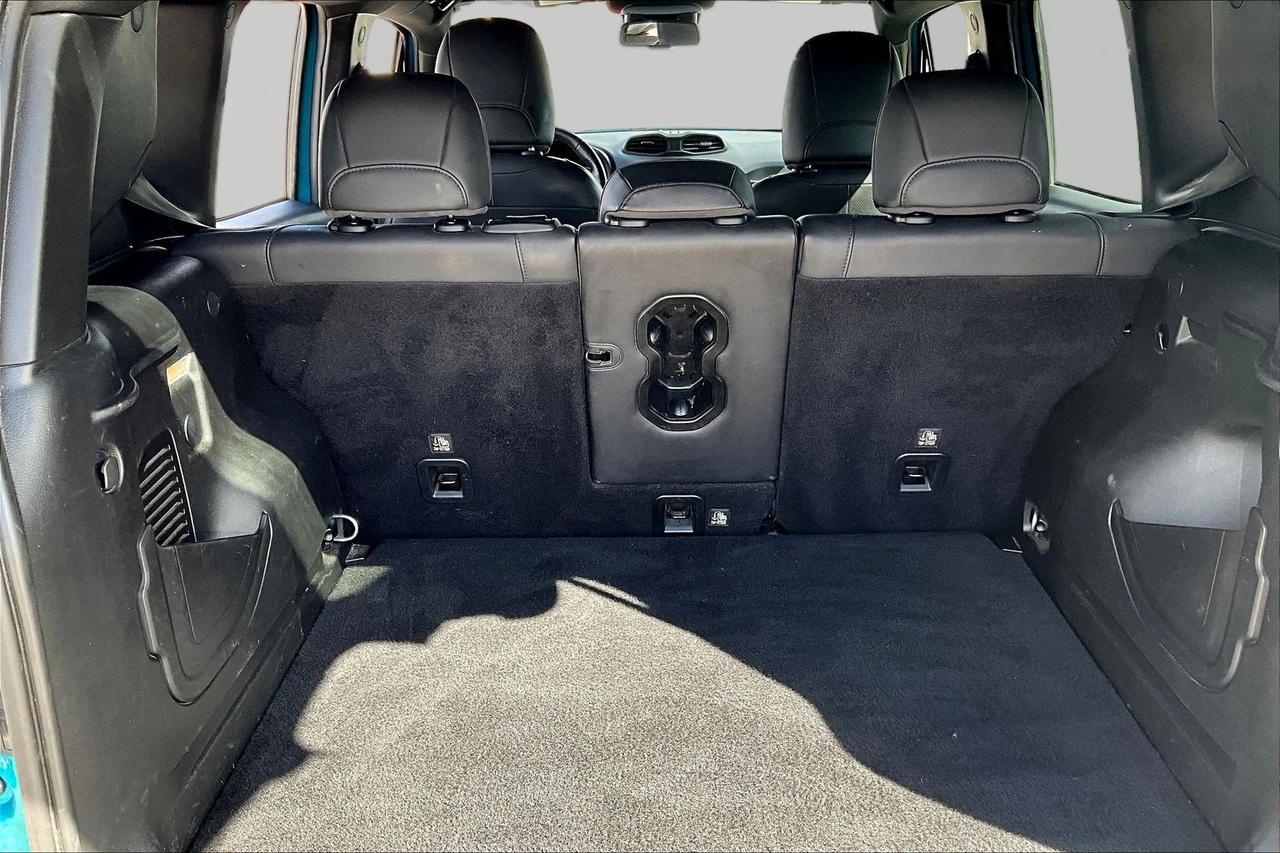 2022 Jeep Renegade Islander| Altitude S | Remote Start Photo