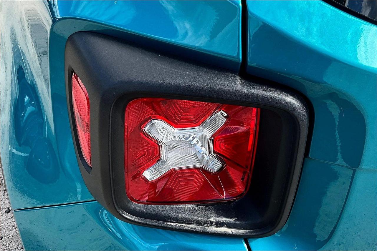 2022 Jeep Renegade Islander| Altitude S | Remote Start Photo