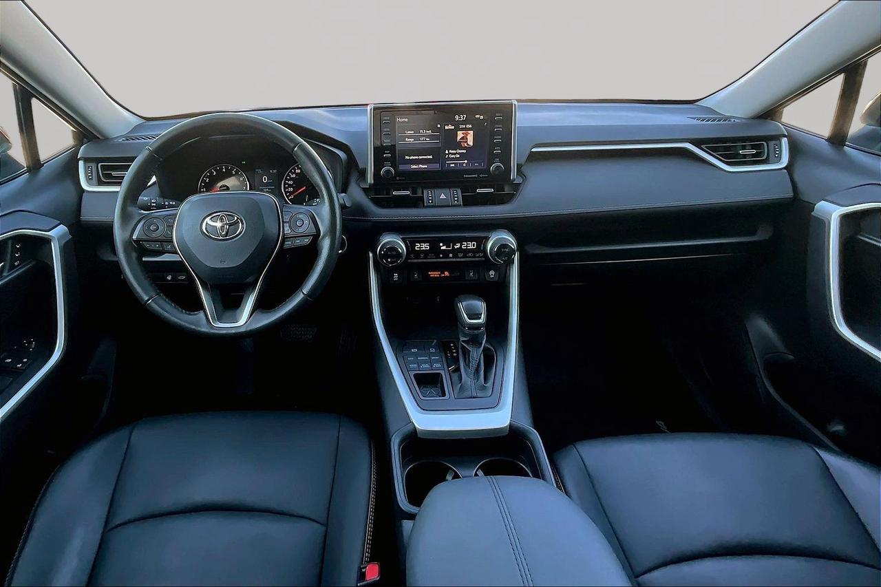 2021 Toyota RAV4 | Sunroof | Heated Seats | Heated Wheel Photo