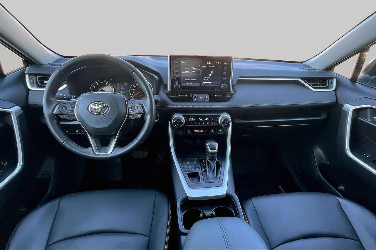 2021 Toyota RAV4 | Sunroof | Heated Seats | Heated Wheel Photo