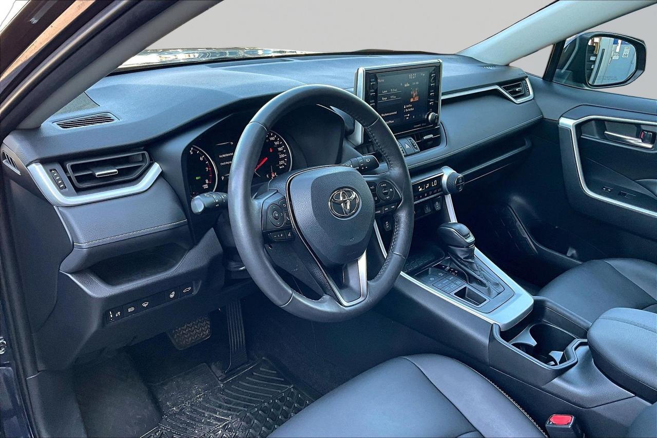 2021 Toyota RAV4 | Sunroof | Heated Seats | Heated Wheel Photo5