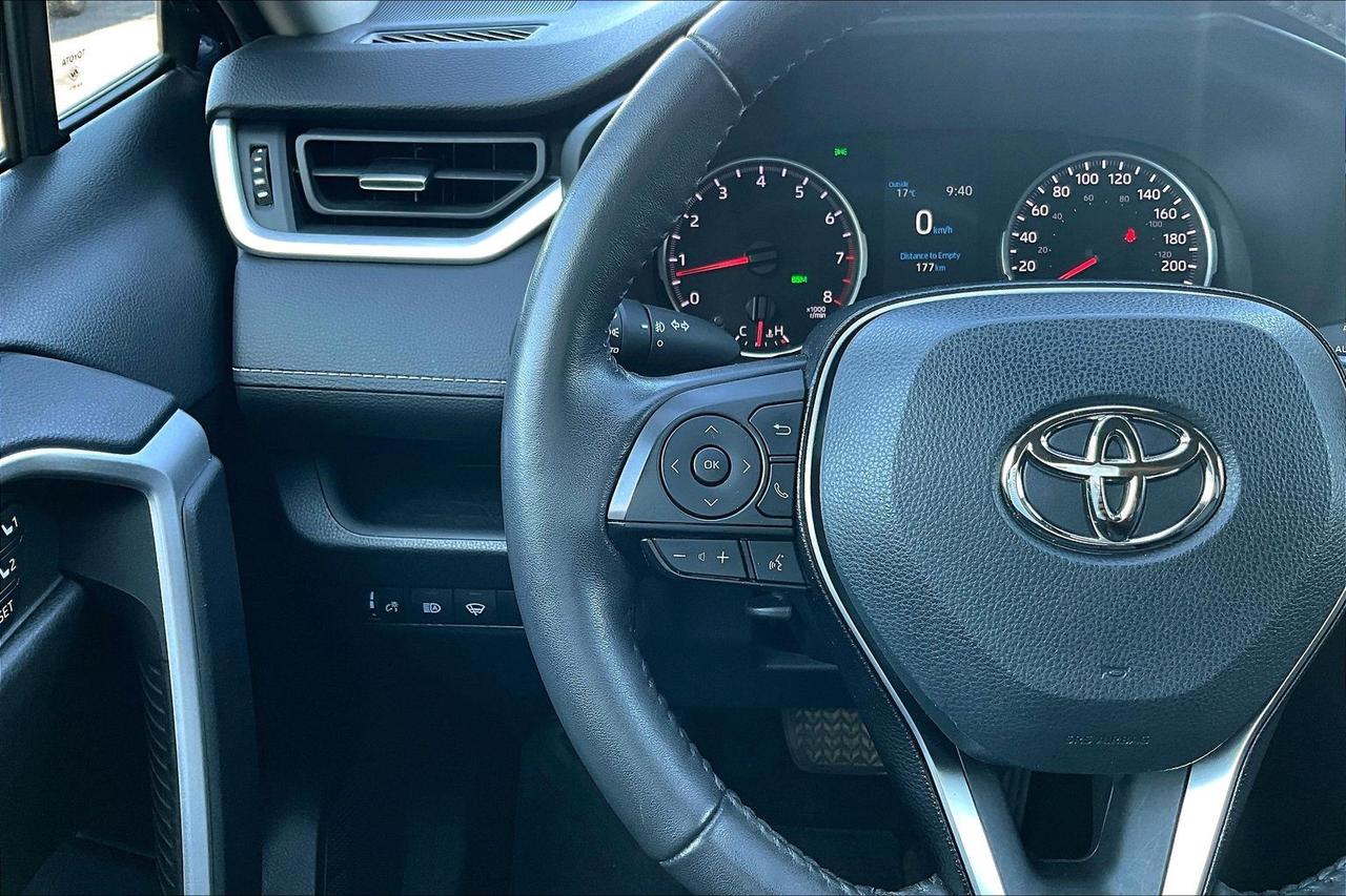 2021 Toyota RAV4 | Sunroof | Heated Seats | Heated Wheel Photo