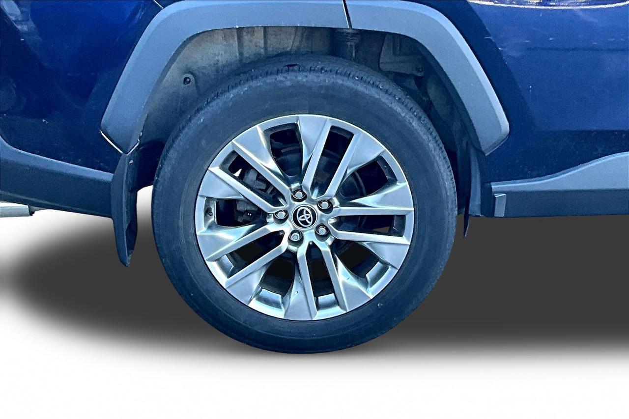 2021 Toyota RAV4 | Sunroof | Heated Seats | Heated Wheel Photo