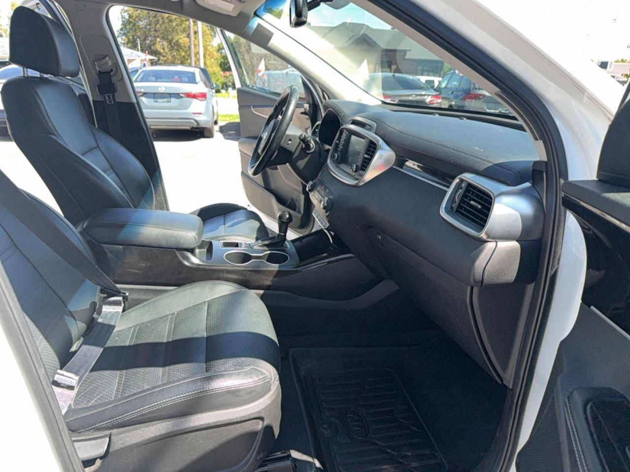 2017 Kia Sorento LX TURBO AWD-HEATED SEATS/WHEEL-BACKUP CAMERA Photo