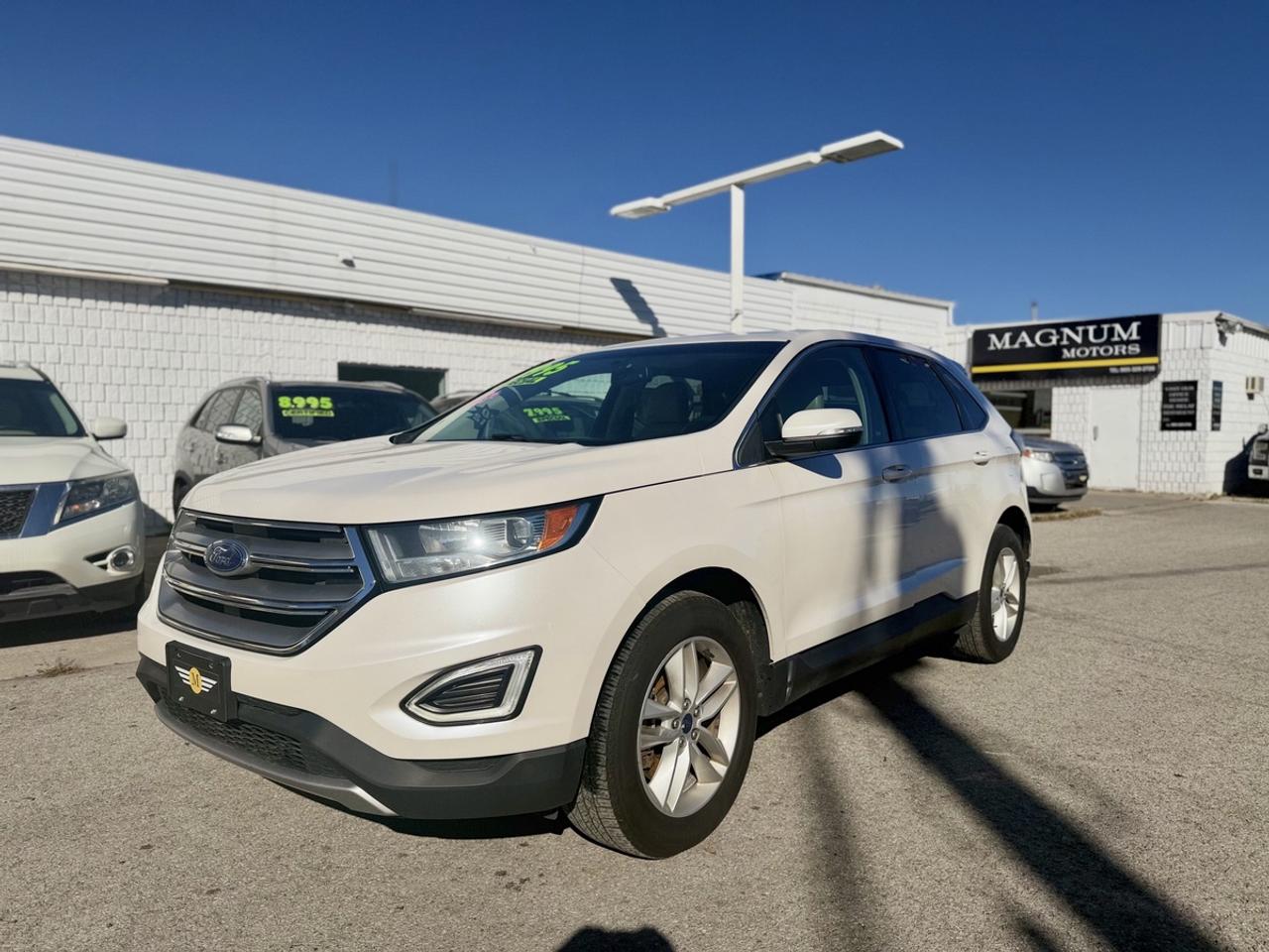 2015 Ford Edge SEL AWD - ONE OWNER - DEALER SERVICED! Photo