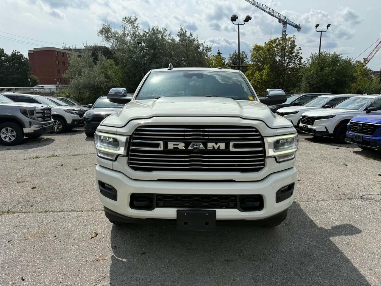 2019 RAM 3500 Laramie Photo1