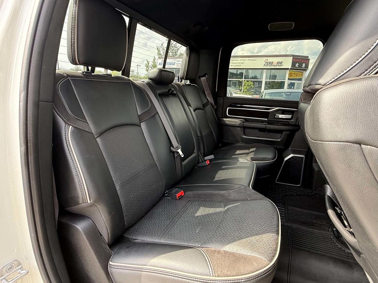 2019 RAM 3500 Laramie Photo