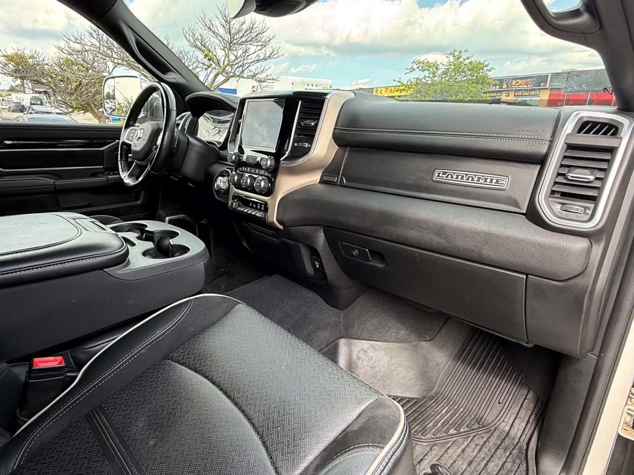 2019 RAM 3500 Laramie Photo
