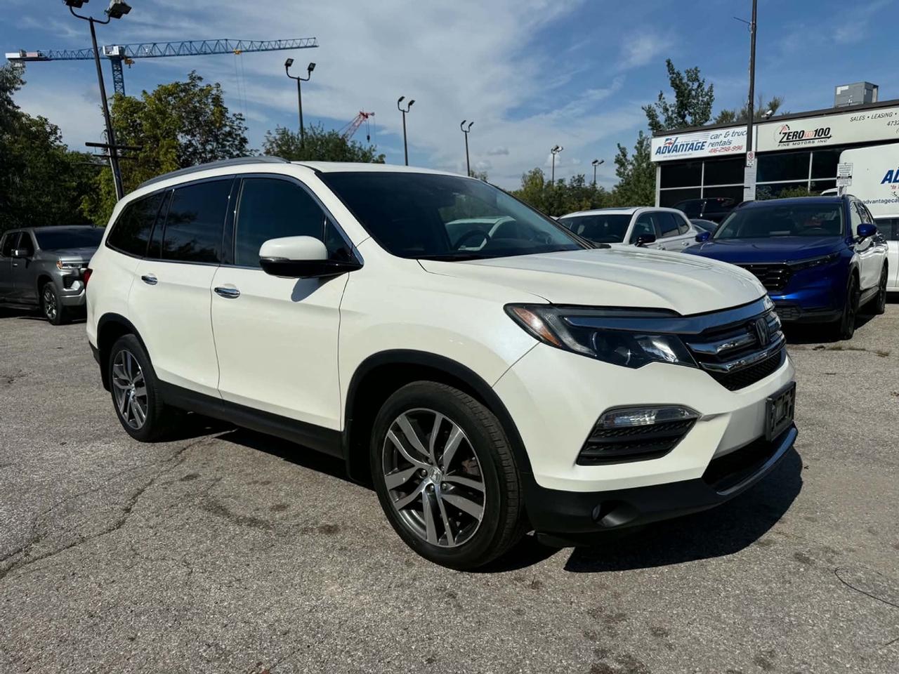 2017 Honda Pilot Touring Photo0