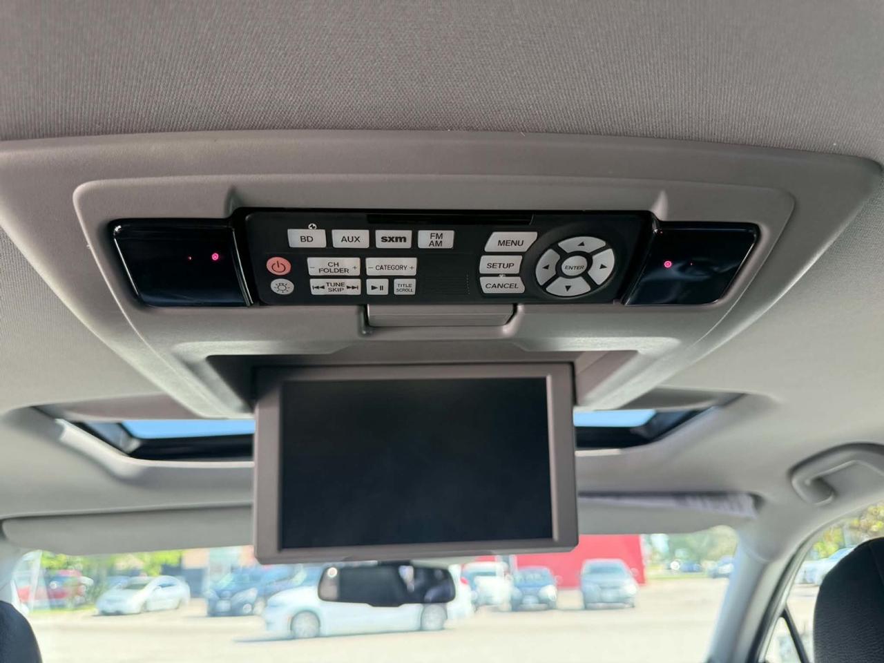 2017 Honda Pilot Touring Photo