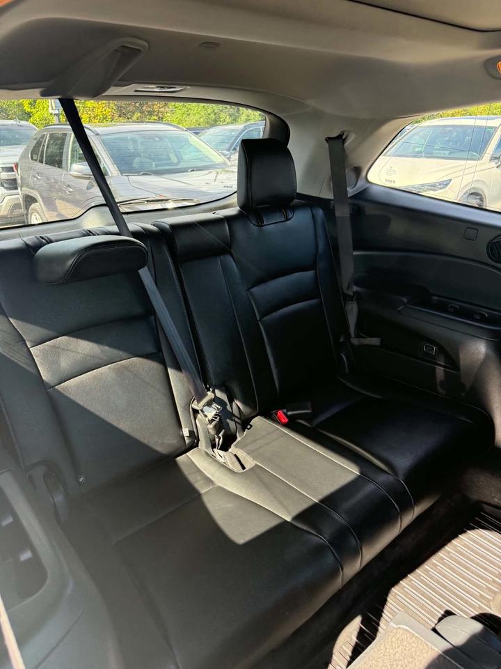 2017 Honda Pilot Touring Photo