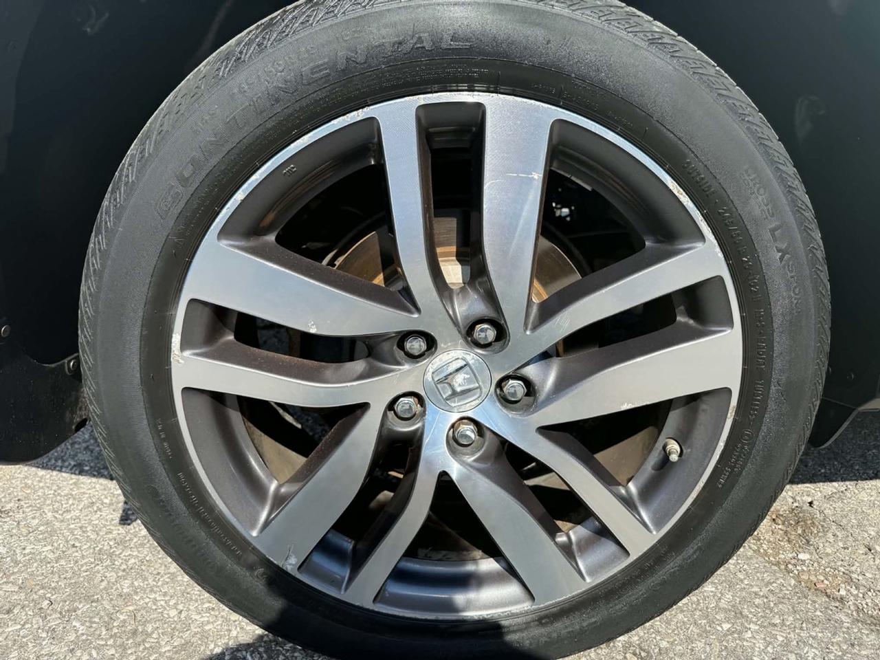 2017 Honda Pilot Touring Photo