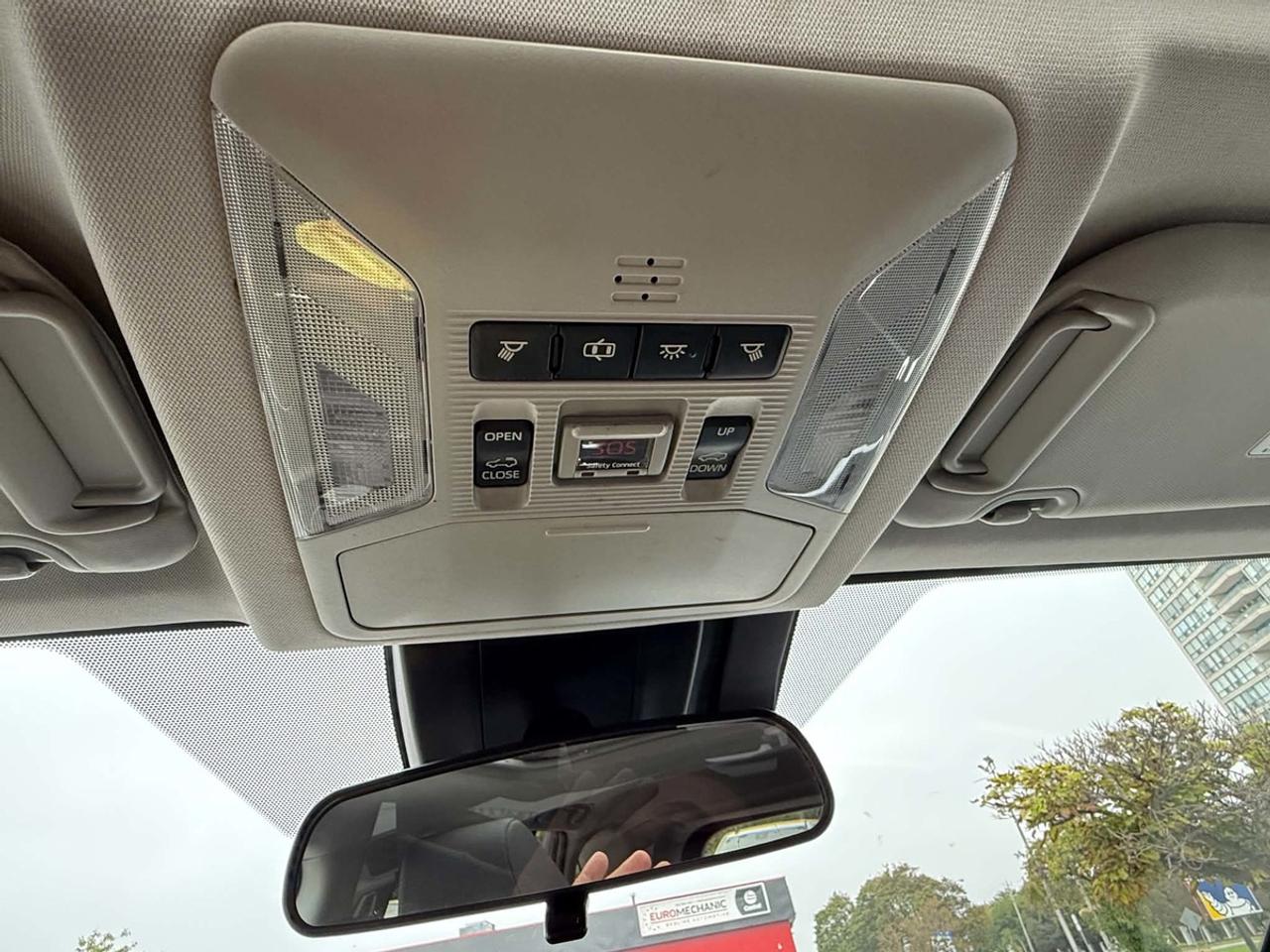 2020 Toyota RAV4 XLE Photo