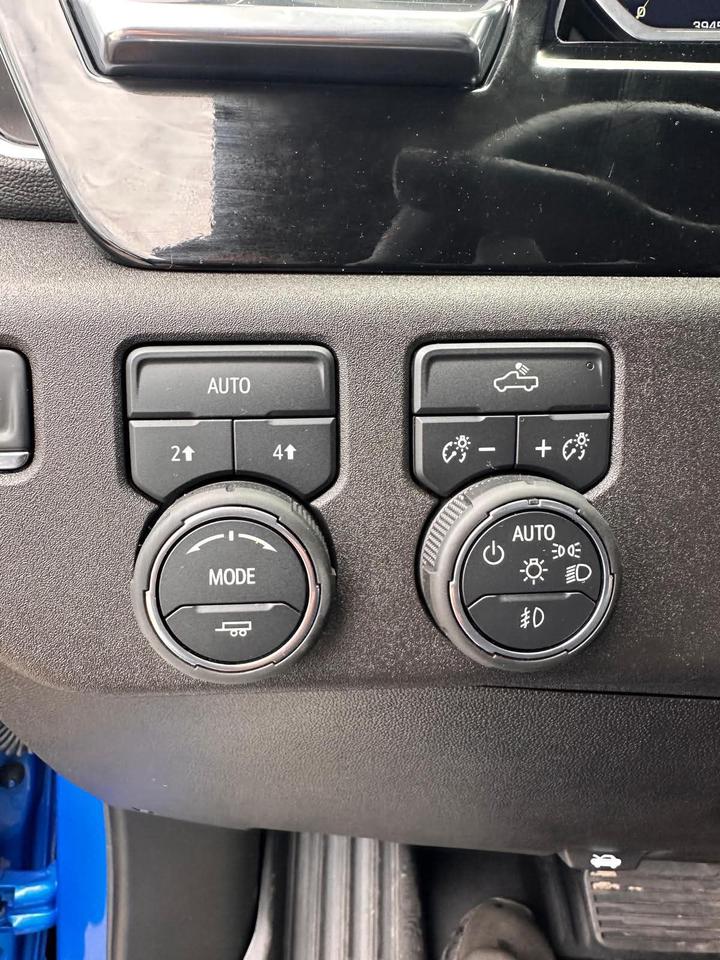 2025 Chevrolet Silverado 1500 RST Photo