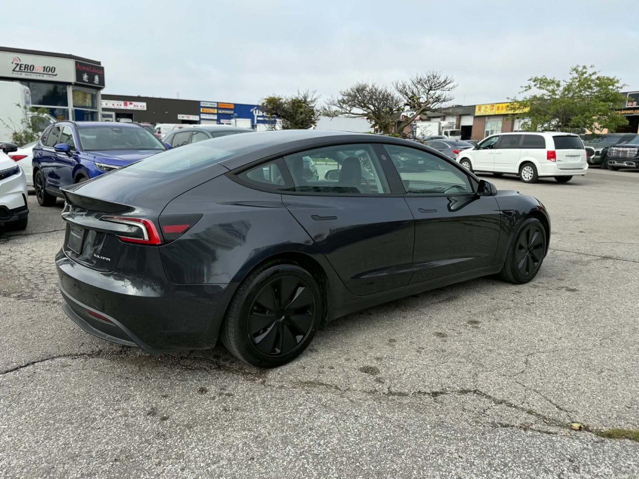 2025 Tesla Model 3 Long Range AWD Photo5