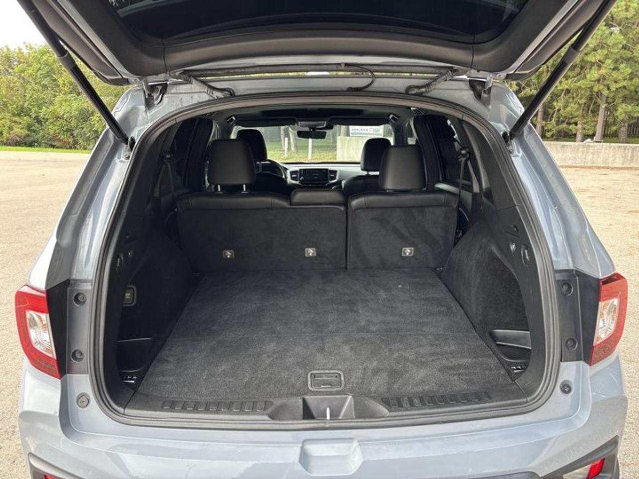 2022 Honda Passport TrailSport AWD | No Accidents | Sunroof | Leather Seats | Heated Steering Photo