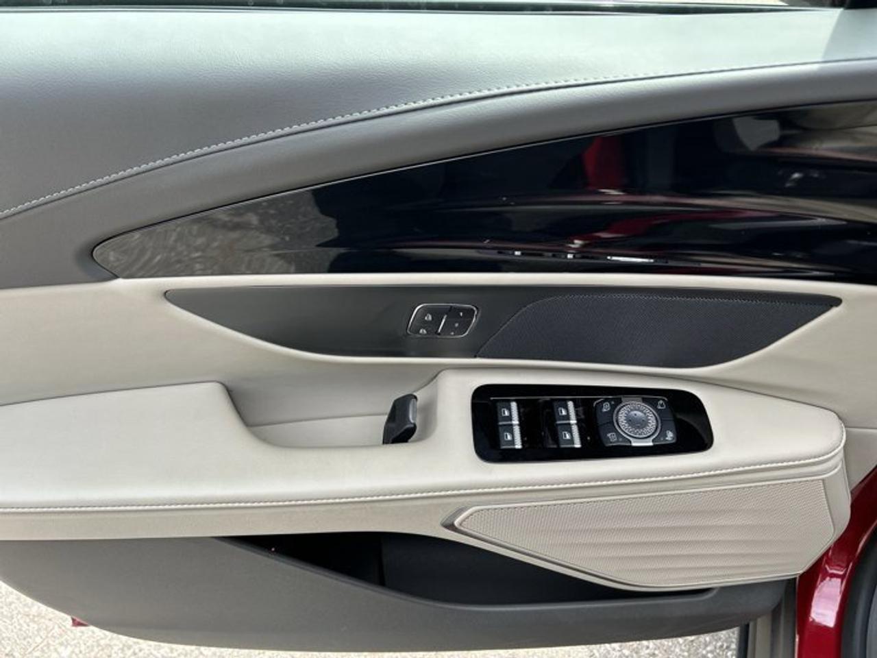 2024 Lincoln Nautilus Reserve AWD | No Accidents | Vent. Front Seats Photo