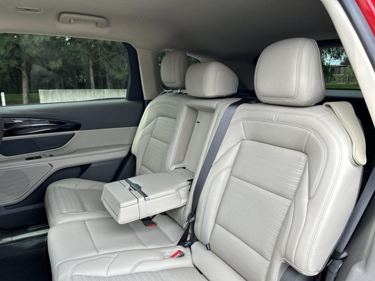 2024 Lincoln Nautilus Reserve AWD | No Accidents | Vent. Front Seats Photo