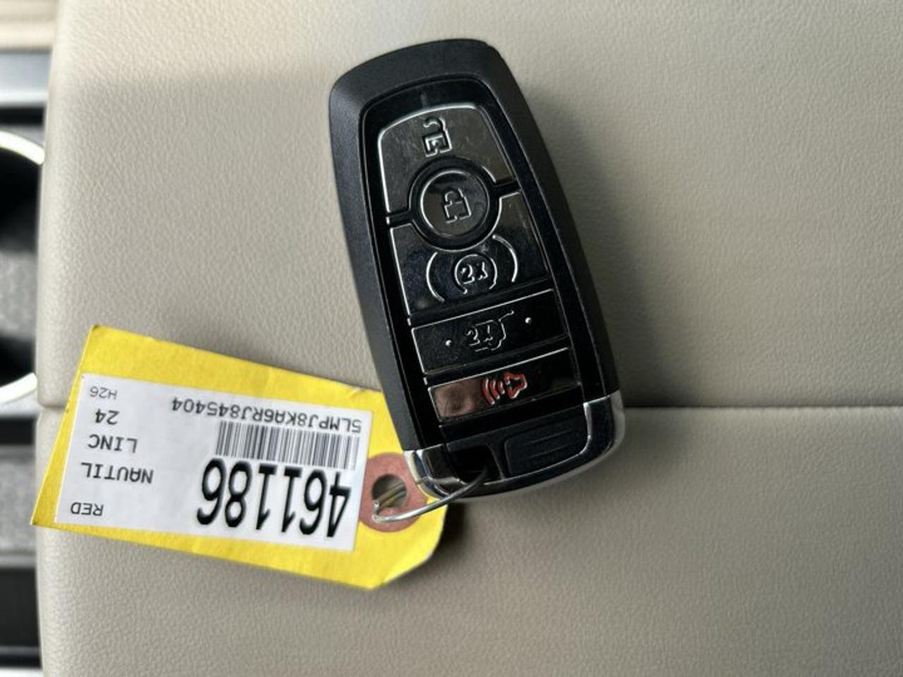 2024 Lincoln Nautilus Reserve AWD | No Accidents | Vent. Front Seats Photo