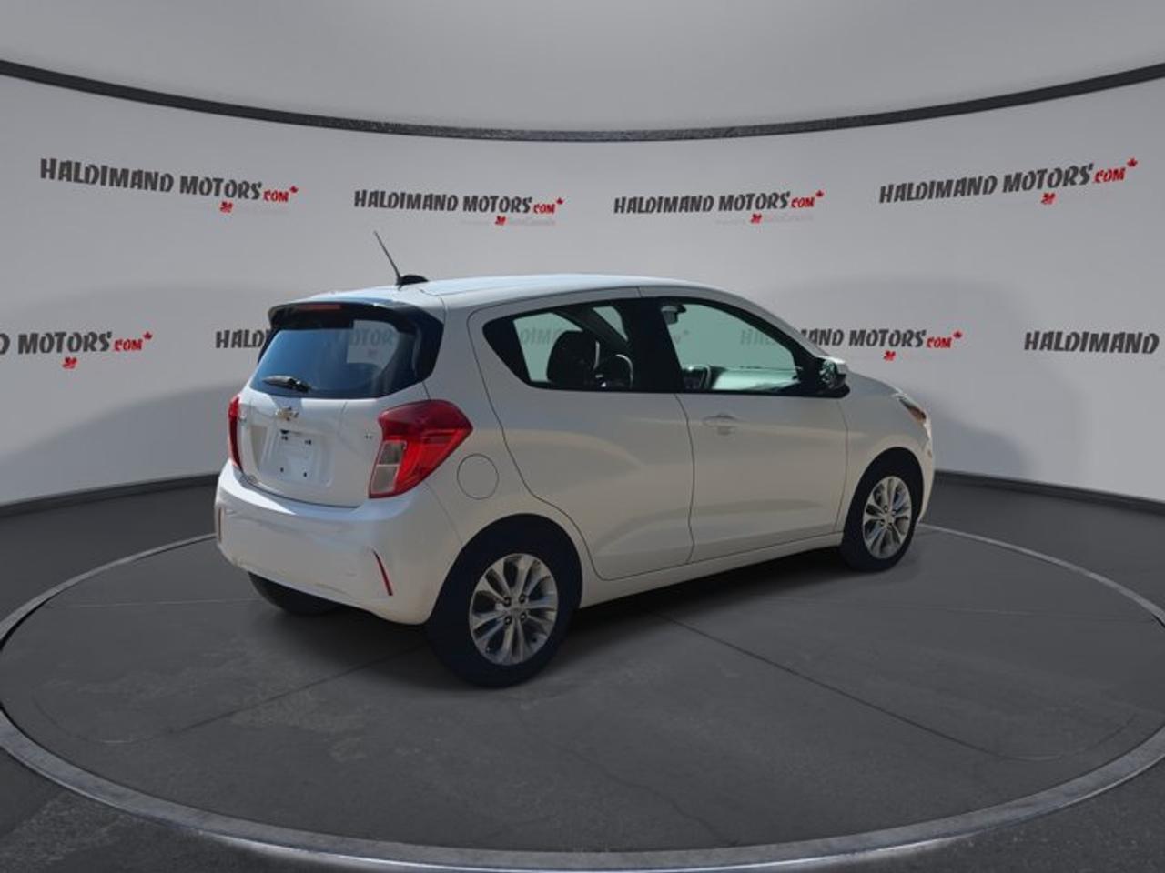 2021 Chevrolet Spark LT Hatchback | No Accidents Photo