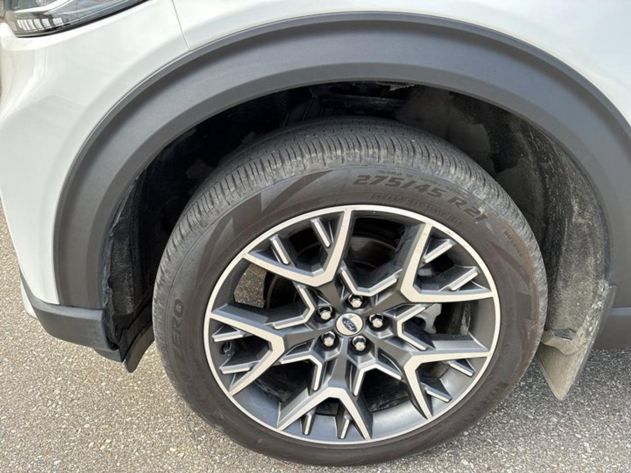 2025 Ford Explorer Platinum 4WD | Ultimate Package Photo