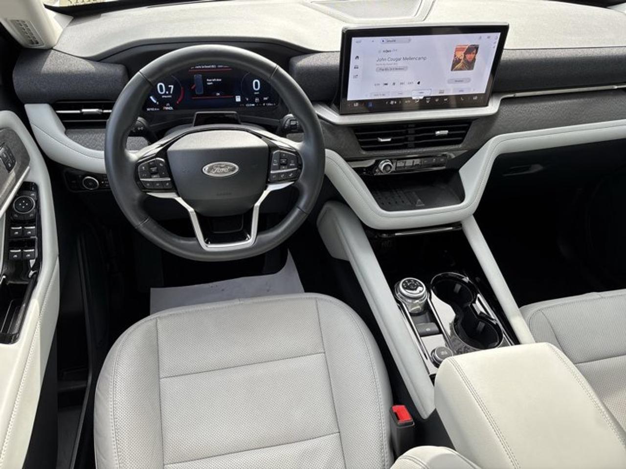 2025 Ford Explorer Platinum 4WD | Ultimate Package Photo