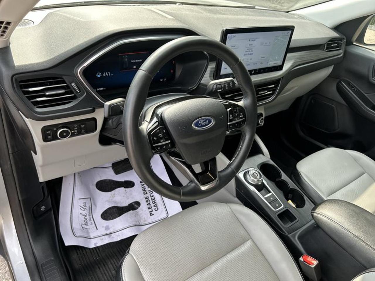 2023 Ford Escape Platinum AWD | No Accidents | Leather Seats Photo