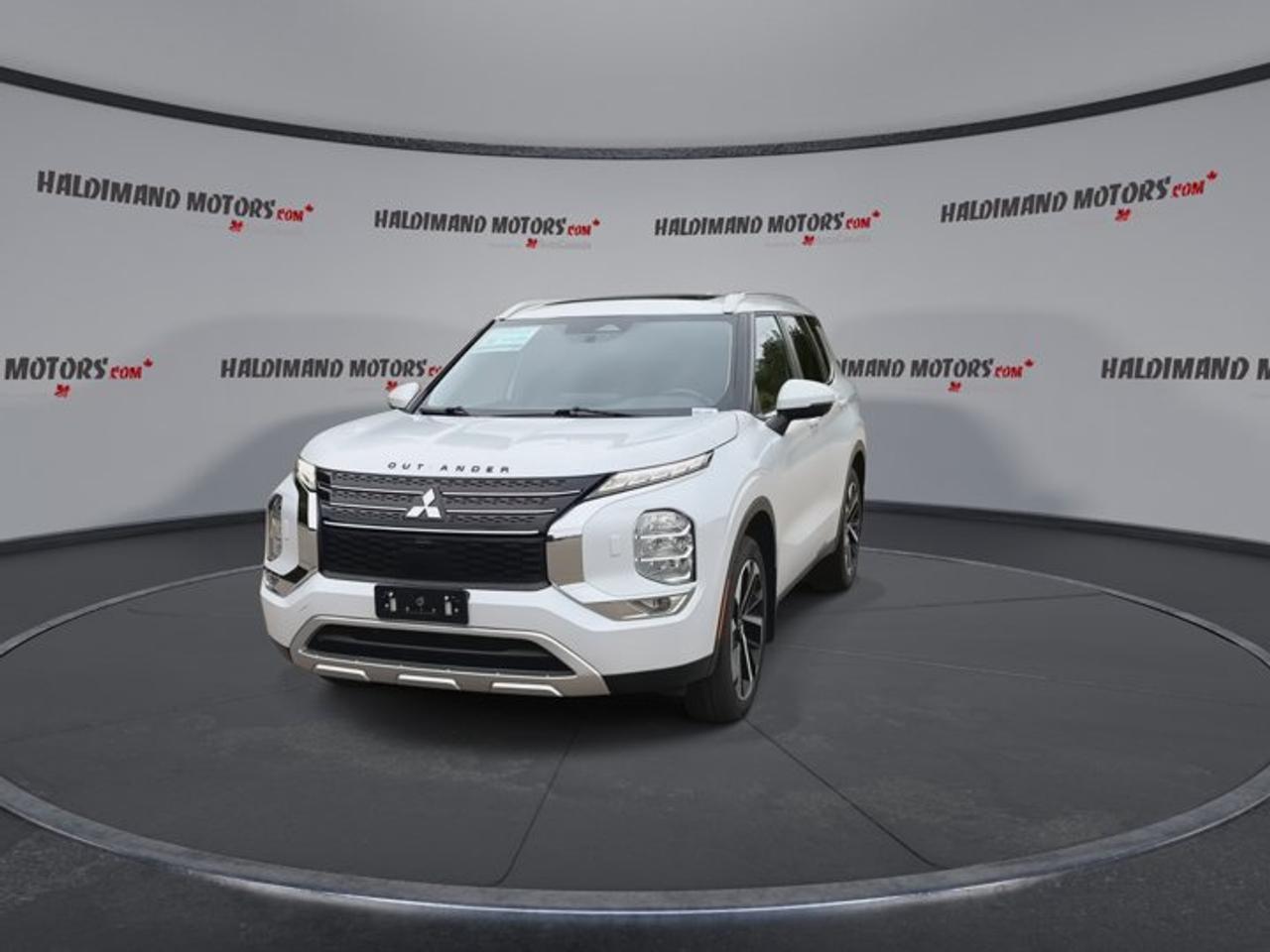2023 Mitsubishi Outlander SE AWD | No Accidents | Pano. Sunroof | Leather Seats Photo