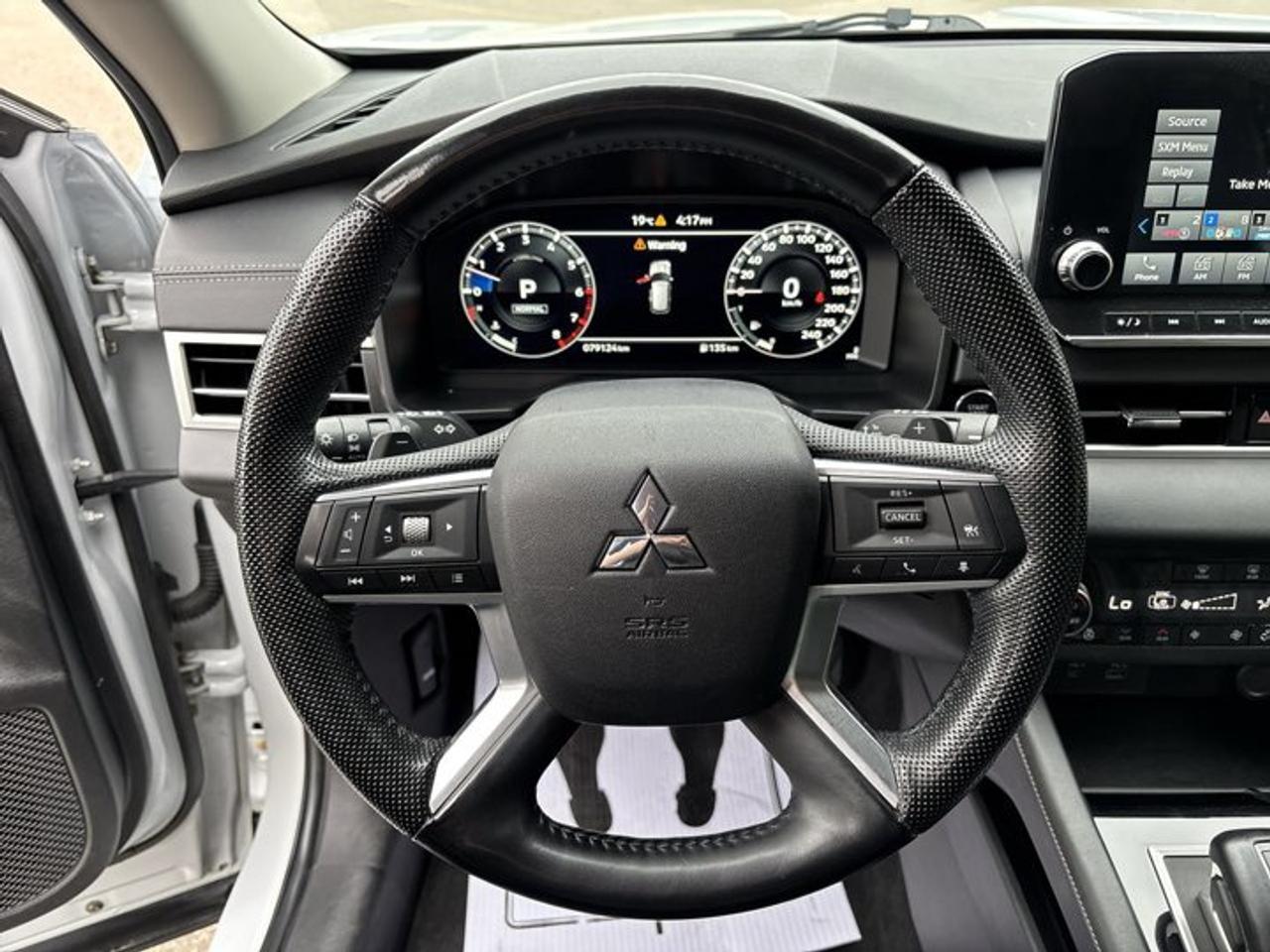 2023 Mitsubishi Outlander SE AWD | No Accidents | Pano. Sunroof | Leather Seats Photo