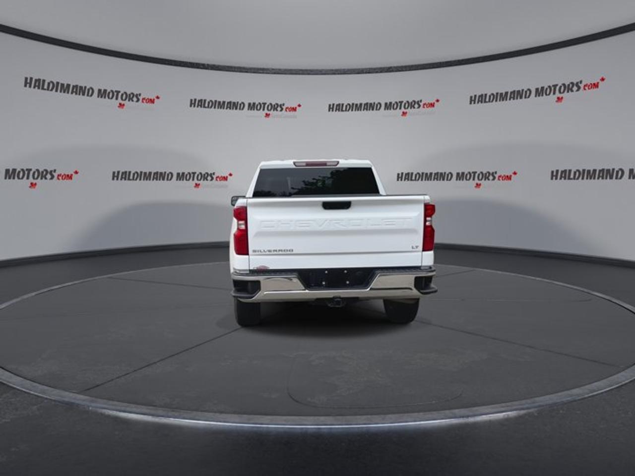 2024 Chevrolet Silverado 1500 LT Crew Cab 5.5' Box 4WD | No Accidents | Heated Steering Photo