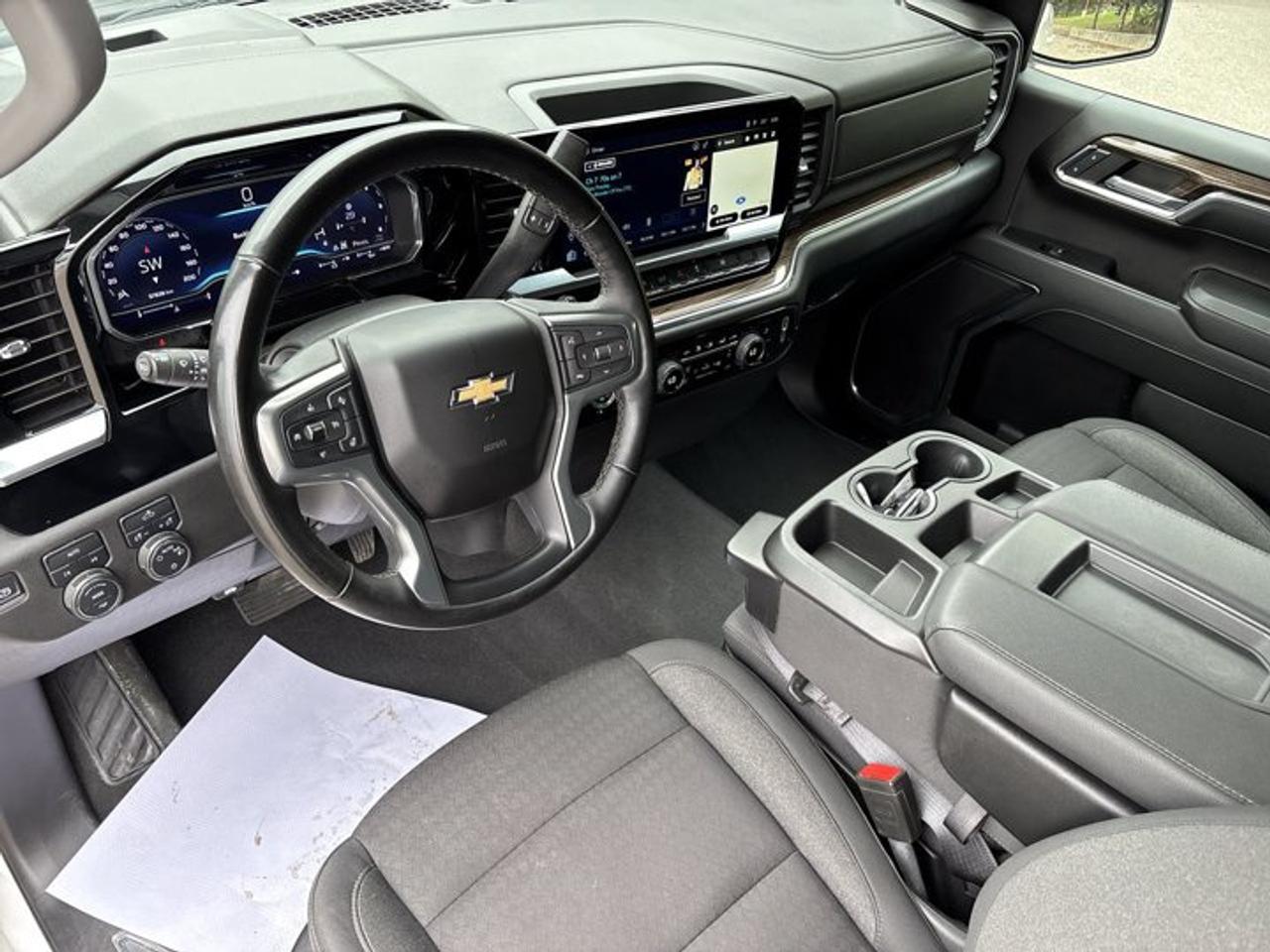 2024 Chevrolet Silverado 1500 LT Crew Cab 5.5' Box 4WD | No Accidents | Heated Steering Photo