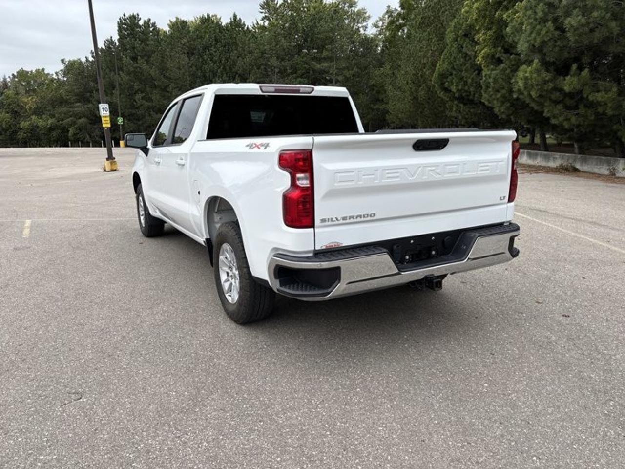 2024 Chevrolet Silverado 1500 LT Crew Cab 5.5' Box 4WD | No Accidents | Heated Steering Photo