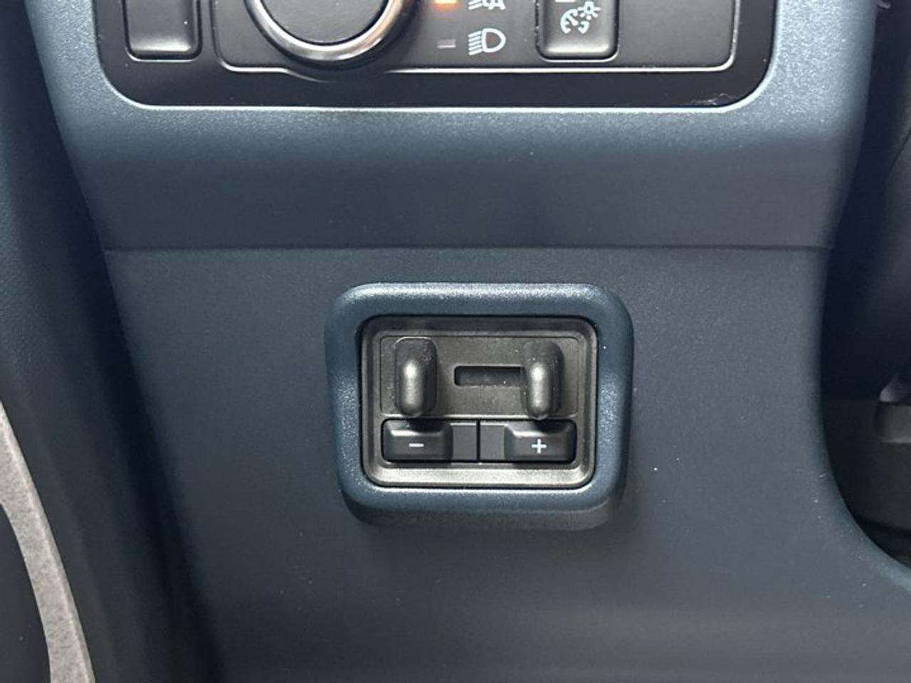 2025 Ford Maverick XLT SuperCrew 4.5' Bed 4WD | One Owner | No Accidents Photo