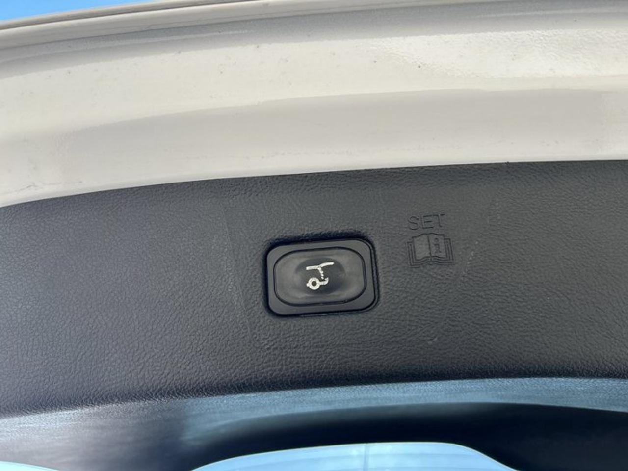 2023 Ford Edge SEL AWD | No Accidents | Leather Seats | Heated Steering Photo