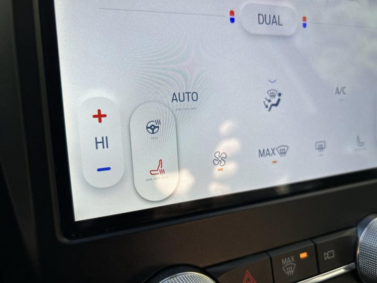 2023 Ford Edge SEL AWD | No Accidents | Leather Seats | Heated Steering Photo