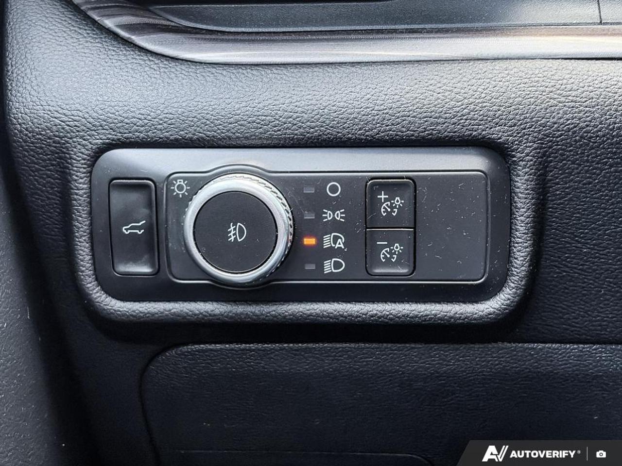 2022 Ford Explorer Limited 301A|NAV|TOW|HEAT/VENT STS|1 OWNER|NO ACCIDENT Photo