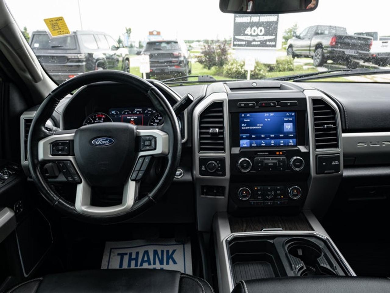 2021 Ford F-250 Super Duty SRW Lariat Photo2