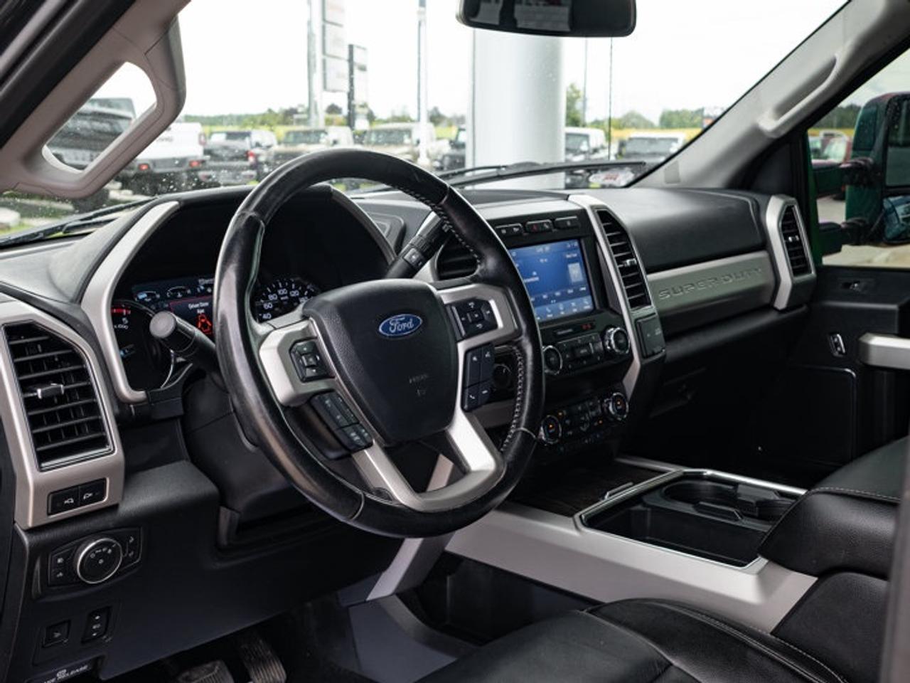 2021 Ford F-250 Super Duty SRW Lariat Photo