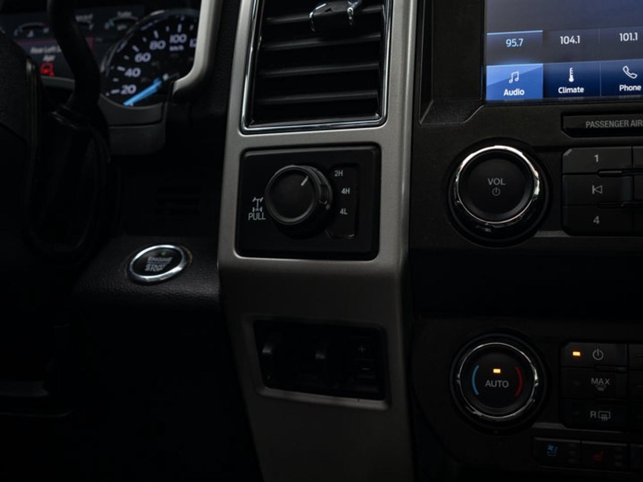 2021 Ford F-250 Super Duty SRW Lariat Photo