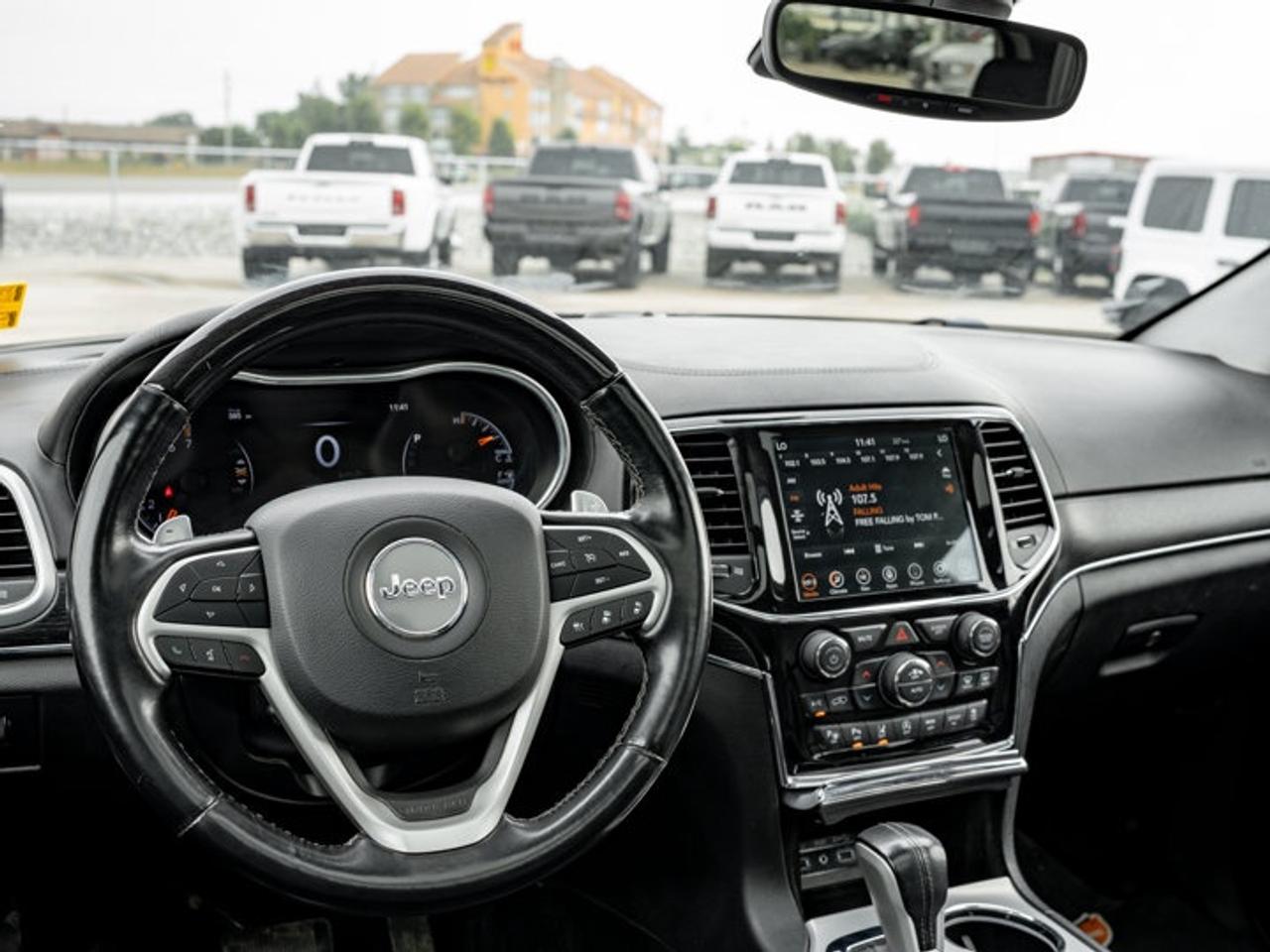 2021 Jeep Grand Cherokee Summit Photo2