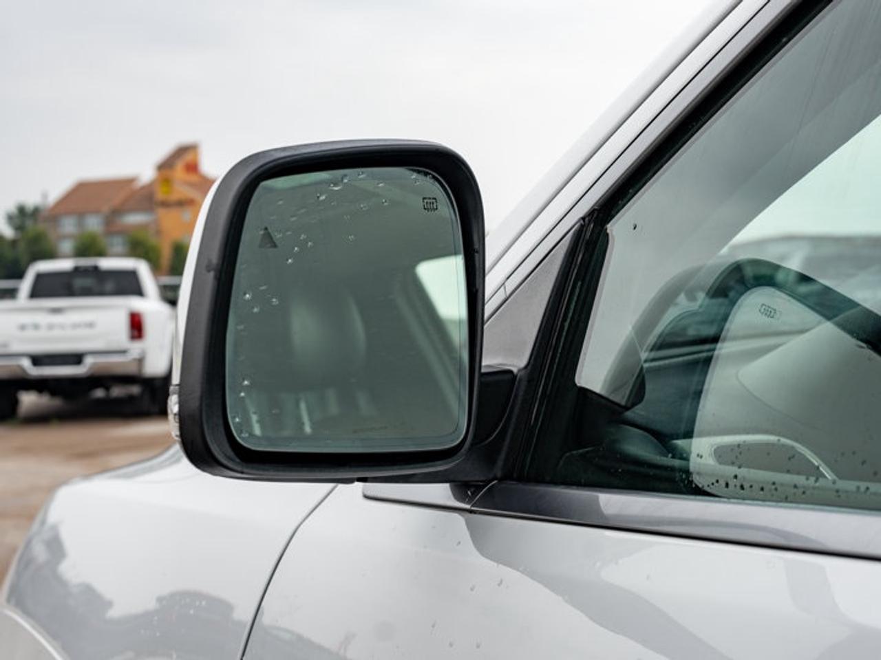 2021 Jeep Grand Cherokee Summit Photo