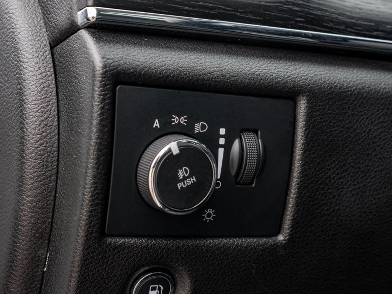 2021 Jeep Grand Cherokee Summit Photo