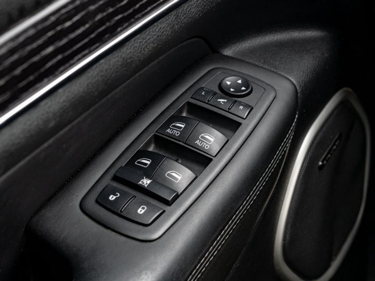 2021 Jeep Grand Cherokee Summit Photo