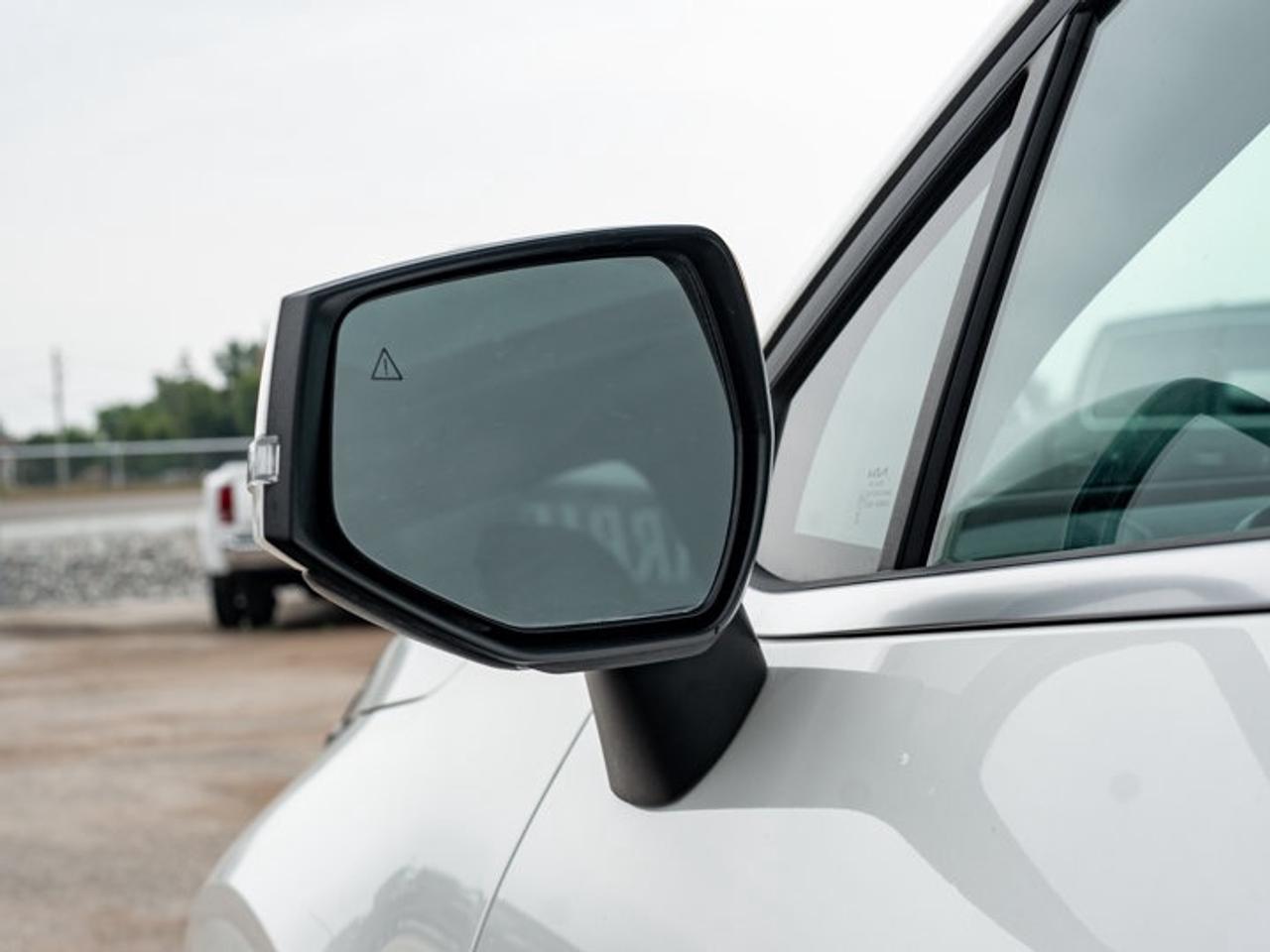 2025 Kia Sportage EX Photo