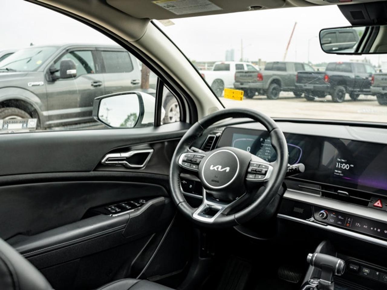 2025 Kia Sportage EX Photo