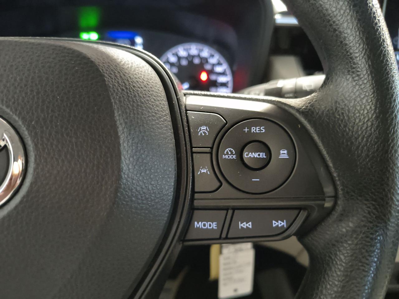 2023 Toyota Corolla Cross L Photo