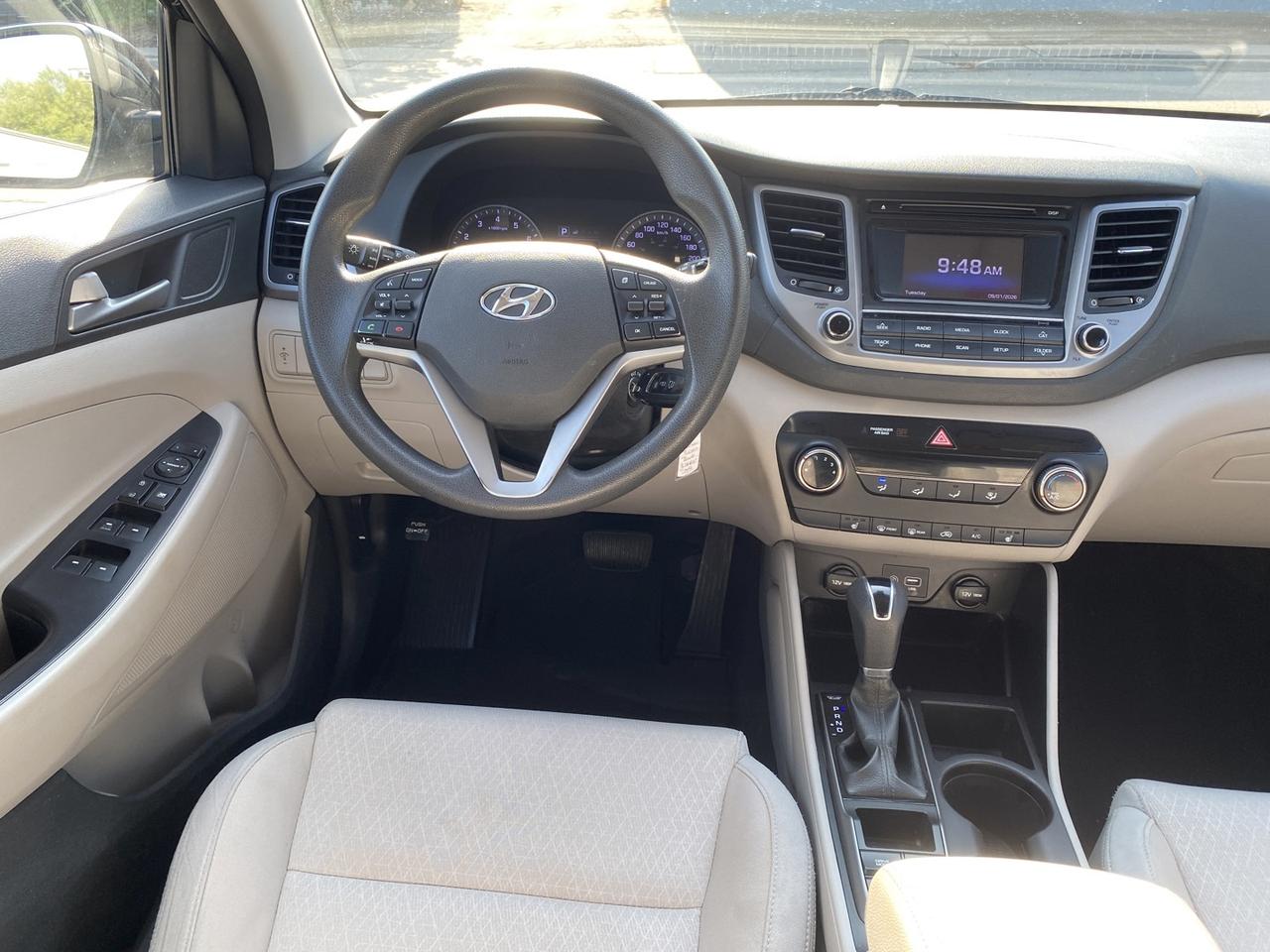 2017 Hyundai Tucson SE - Photo #5
