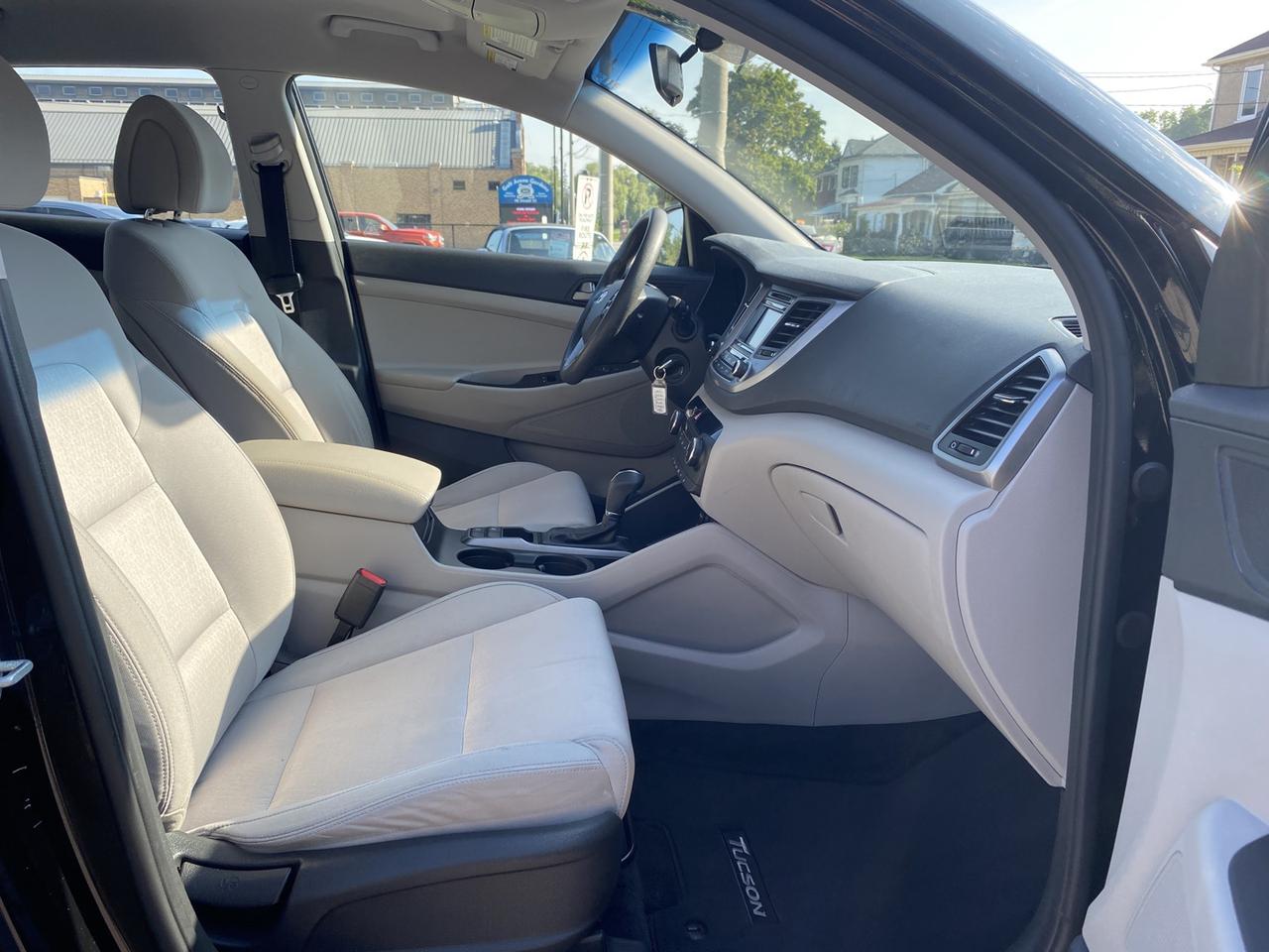 2017 Hyundai Tucson SE - Photo #7