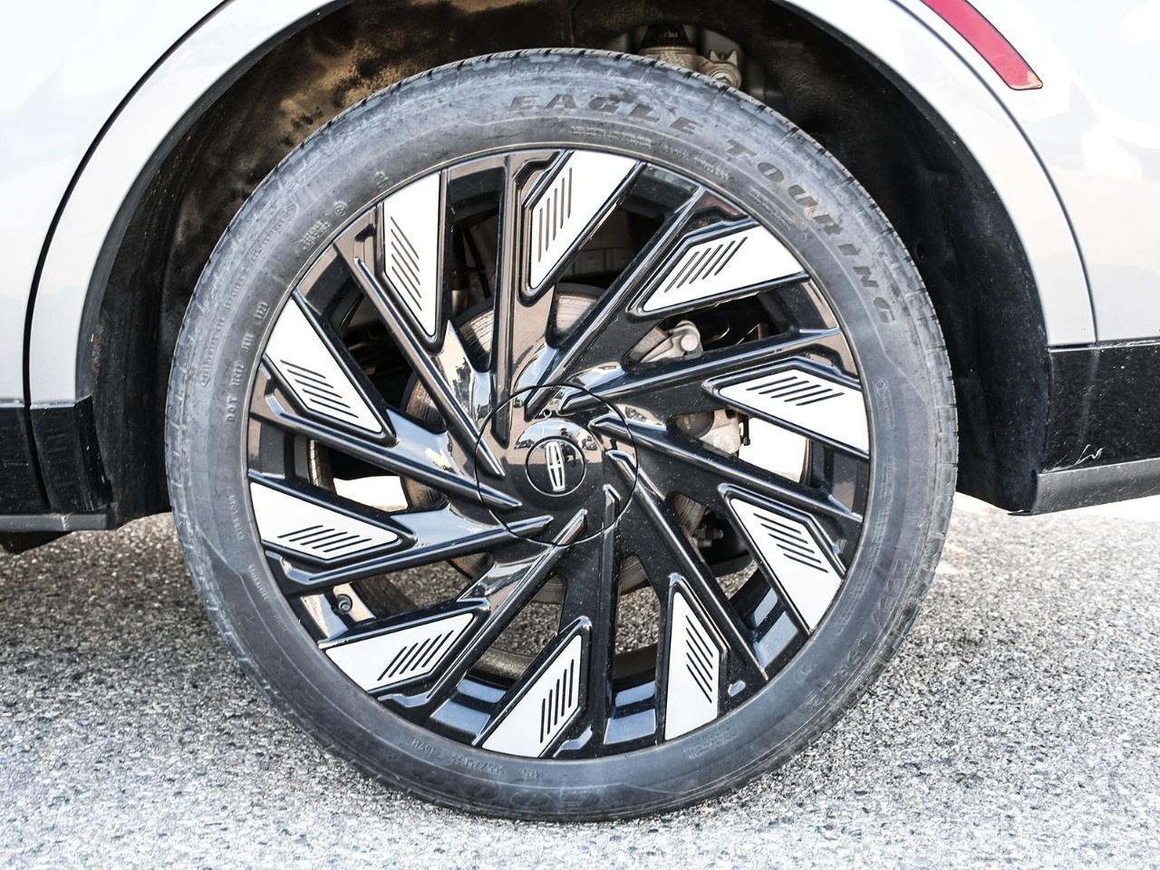 2024 Lincoln Nautilus Reserve AWD Photo